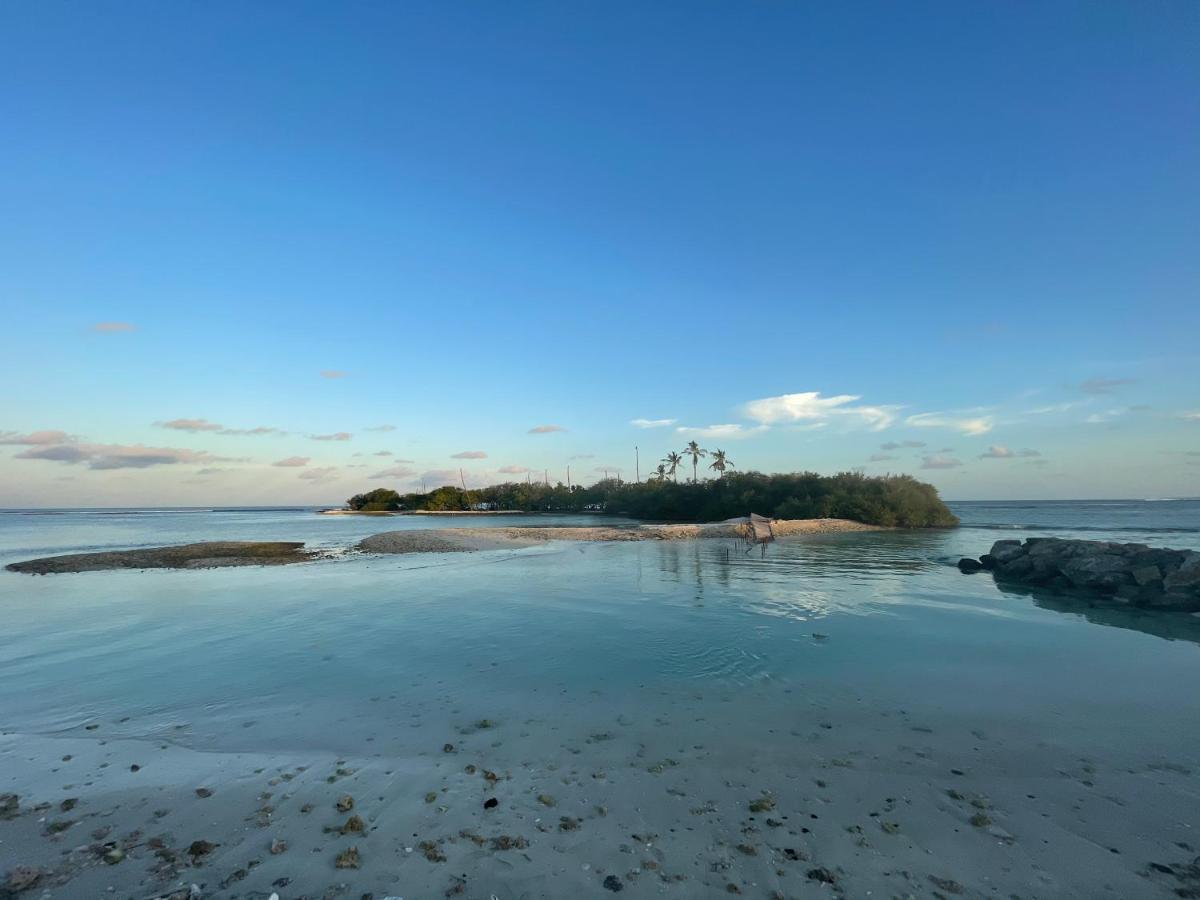 La Isla Tropica Hotel Guraidhoo  Buitenkant foto