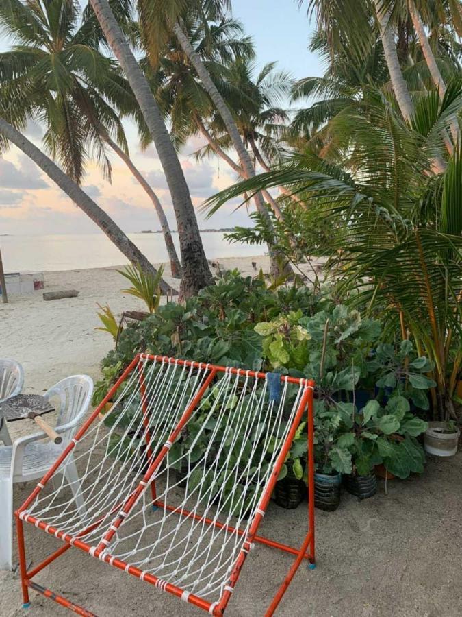 La Isla Tropica Hotel Guraidhoo  Buitenkant foto